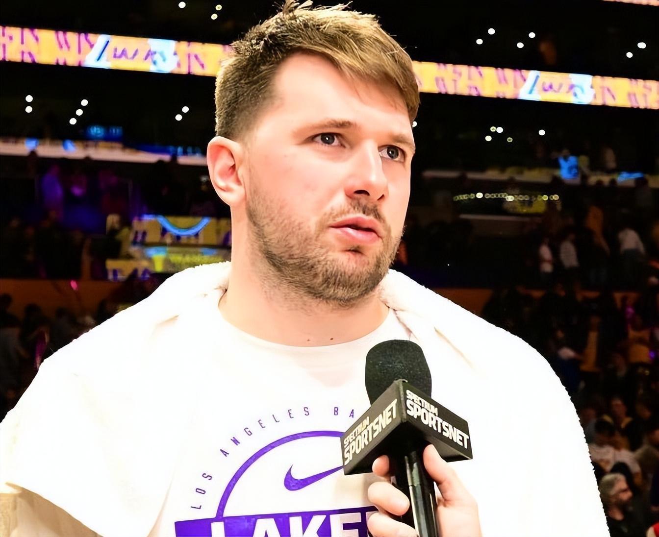 开云体育官网-乔治轰43+6记三分仍无缘今日最佳!对不起,你碰到创纪录的卢卡了