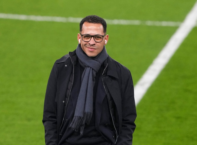 罗塞尼尔:还没必要因球队纪律罚款 不会为同位置球员改变帕尔默